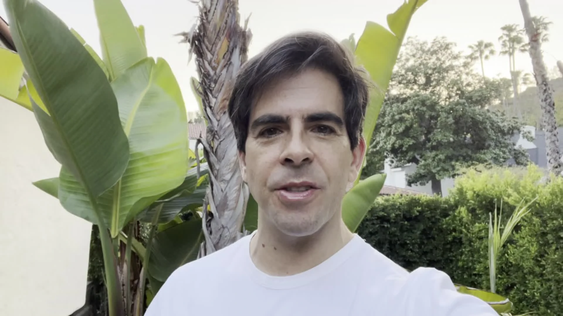 INTRO ELI ROTH - THE ROTTEN FRUIT - WeShort - Streaming Short Films
